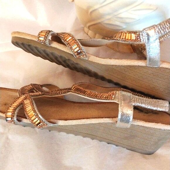 G.C. Sparkly Sandals - Picture 6 of 9